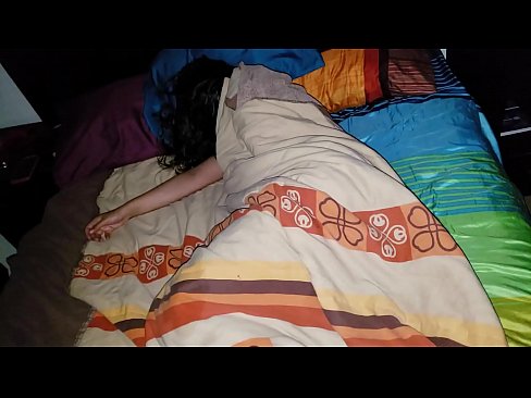 ❤️ Hijastro regañando a su joven madrastra mientras duerme Video de sexo de calidad en es.mycomicsxxx.ru ❌️